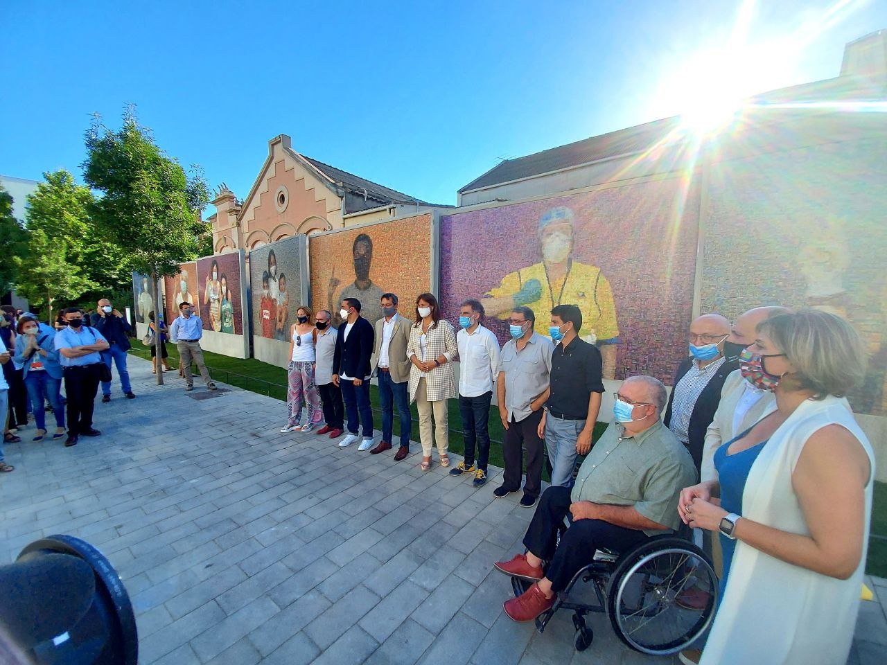 Laura Borràs Jordi Cuixart Mural Mirades del confinament Joan Fontcuberta