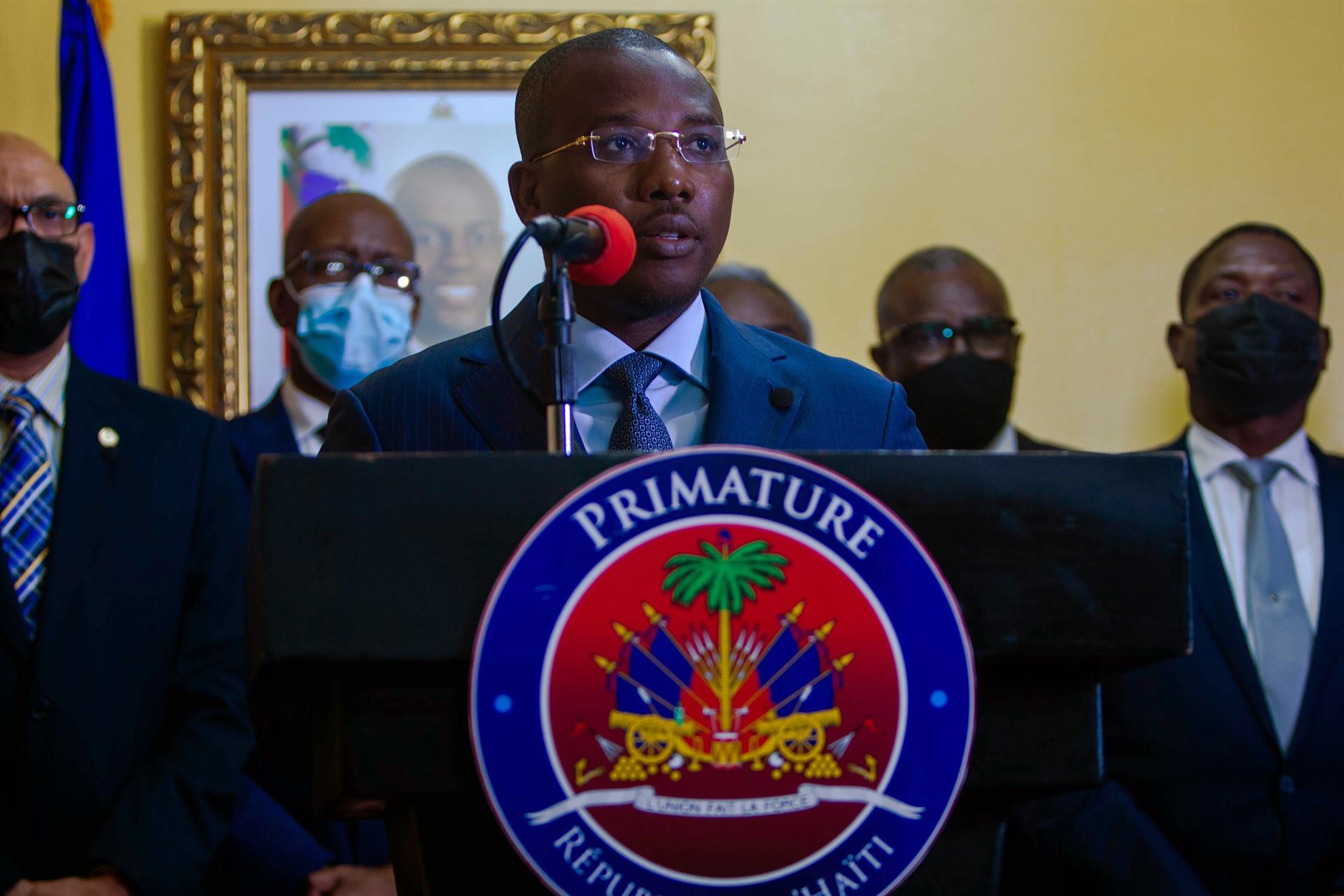 El primer ministre en funcions d'Haití cedirà el poder a Ariel Henry