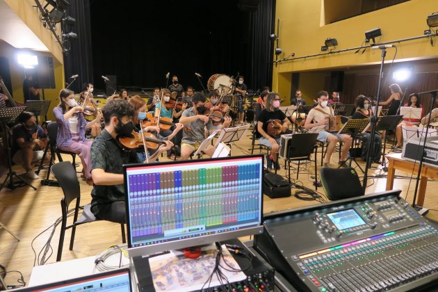 Orquesta de Músicas de Raíz de Catalunya Facebook