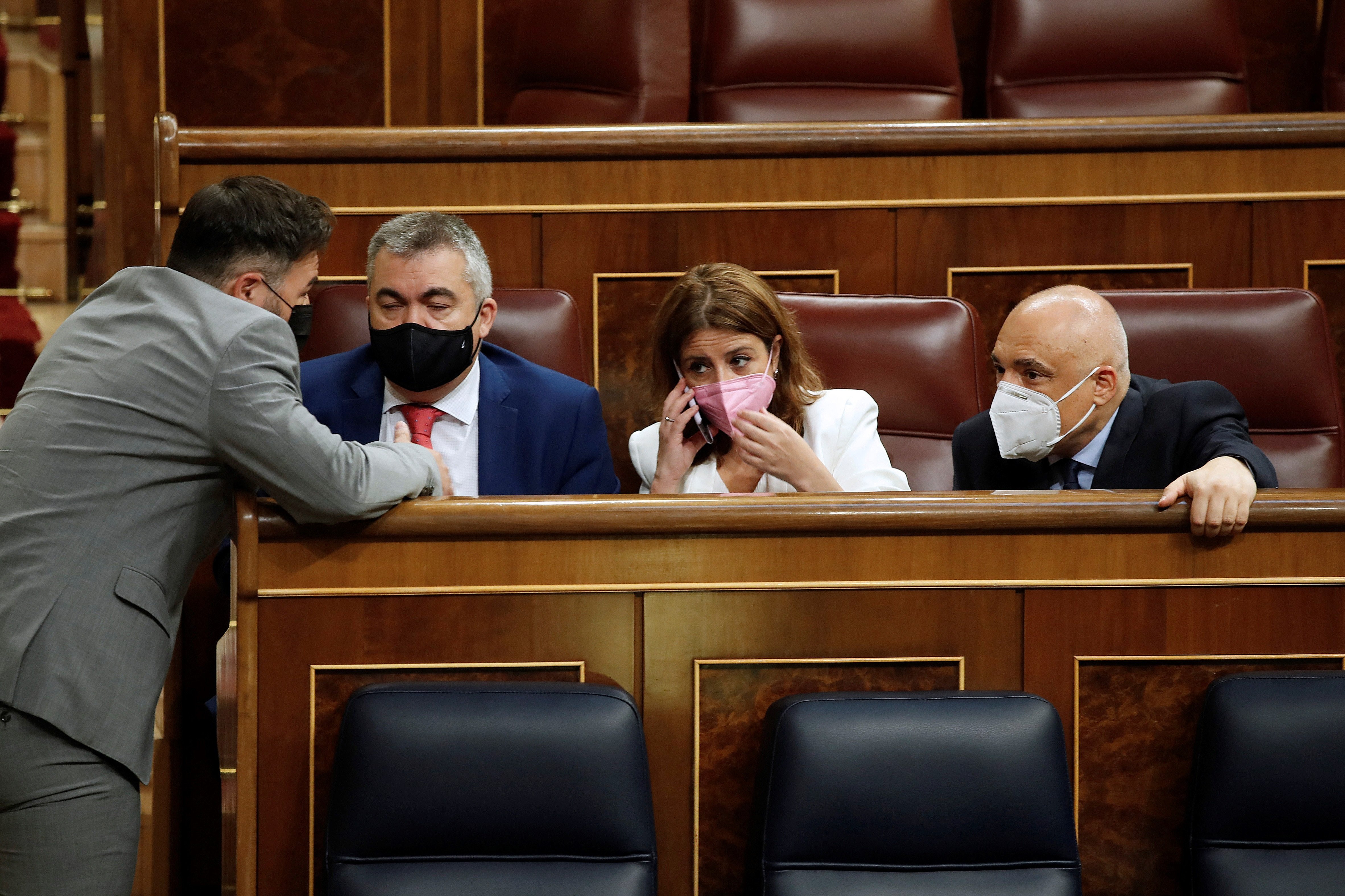 Sánchez salva 'in extremis' el decret dels interins després de negociar amb ERC