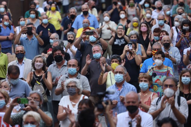 acto 'prou represalies: som aquí' en la plaza del rei Sergi Alcàzar