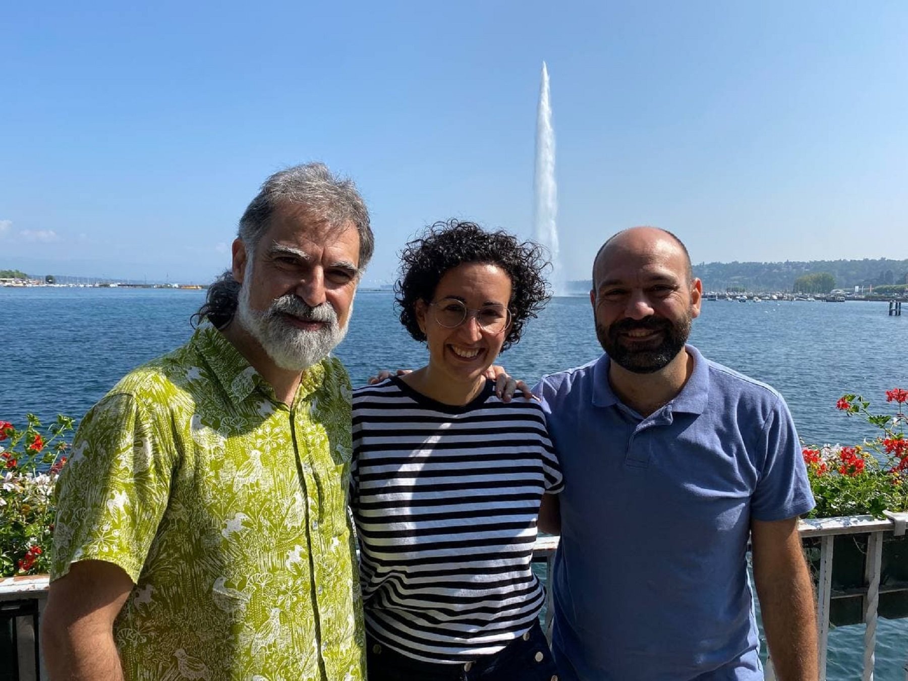 El emotivo reencuentro de Jordi Cuixart con Marta Rovira y Anna Gabriel