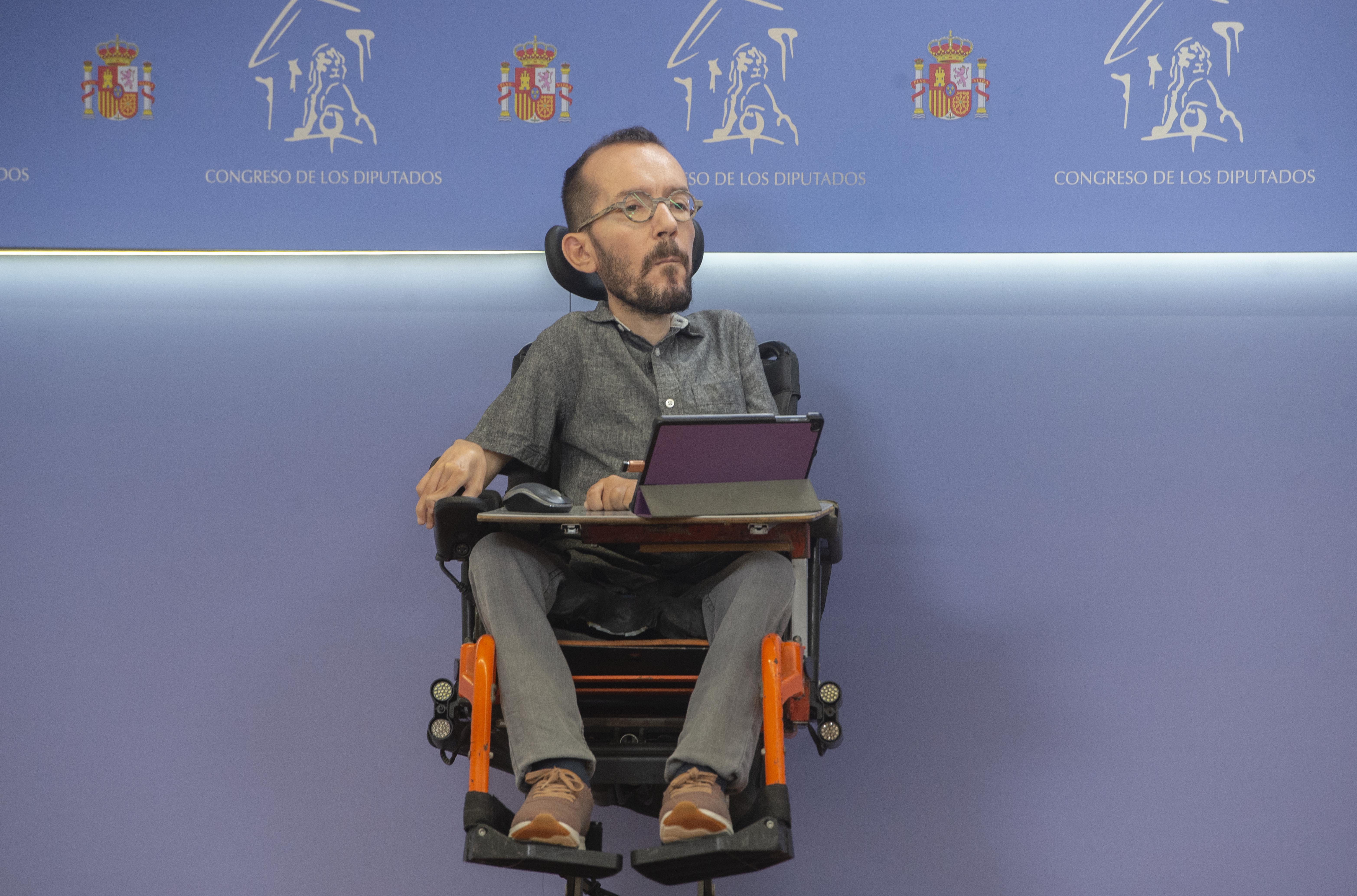 La Fiscalía envía al Supremo los tuits de Echenique por las protestas por Hasél