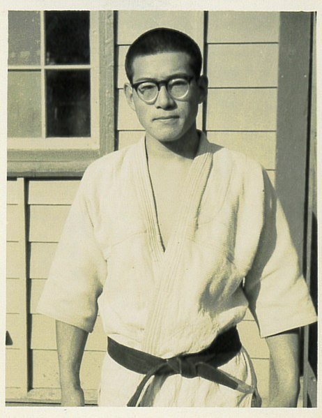 Akio Kaminaga Jugo Wikimedia Commons Mokolist12