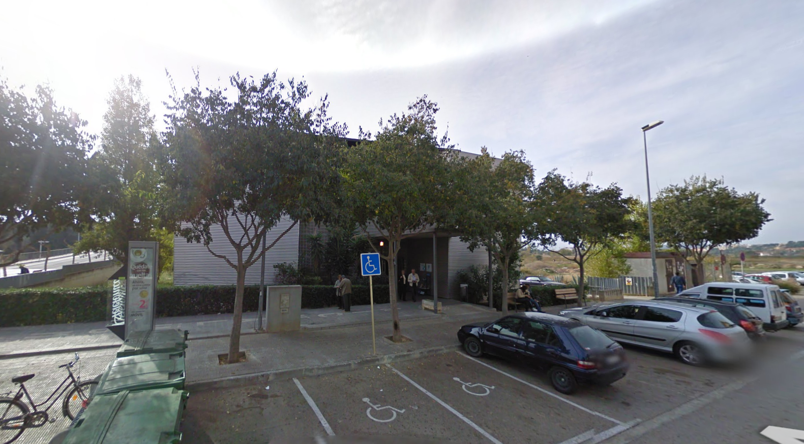 Unos adolescentes prenden fuego a un chico de 17 años en Torredembarra