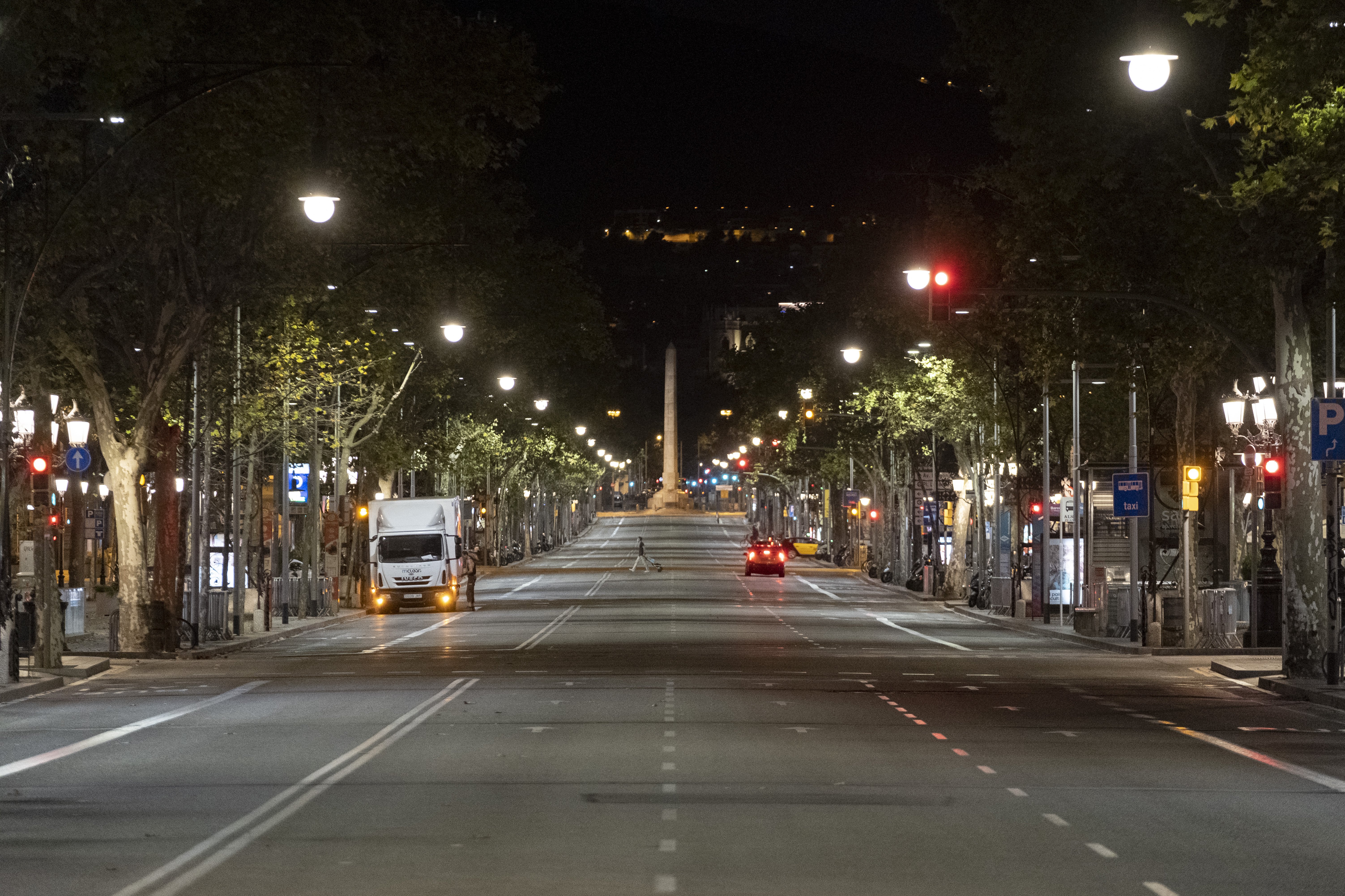 Barcelona segueix sense toc de queda: el TSJC tomba la nova proposta del Govern