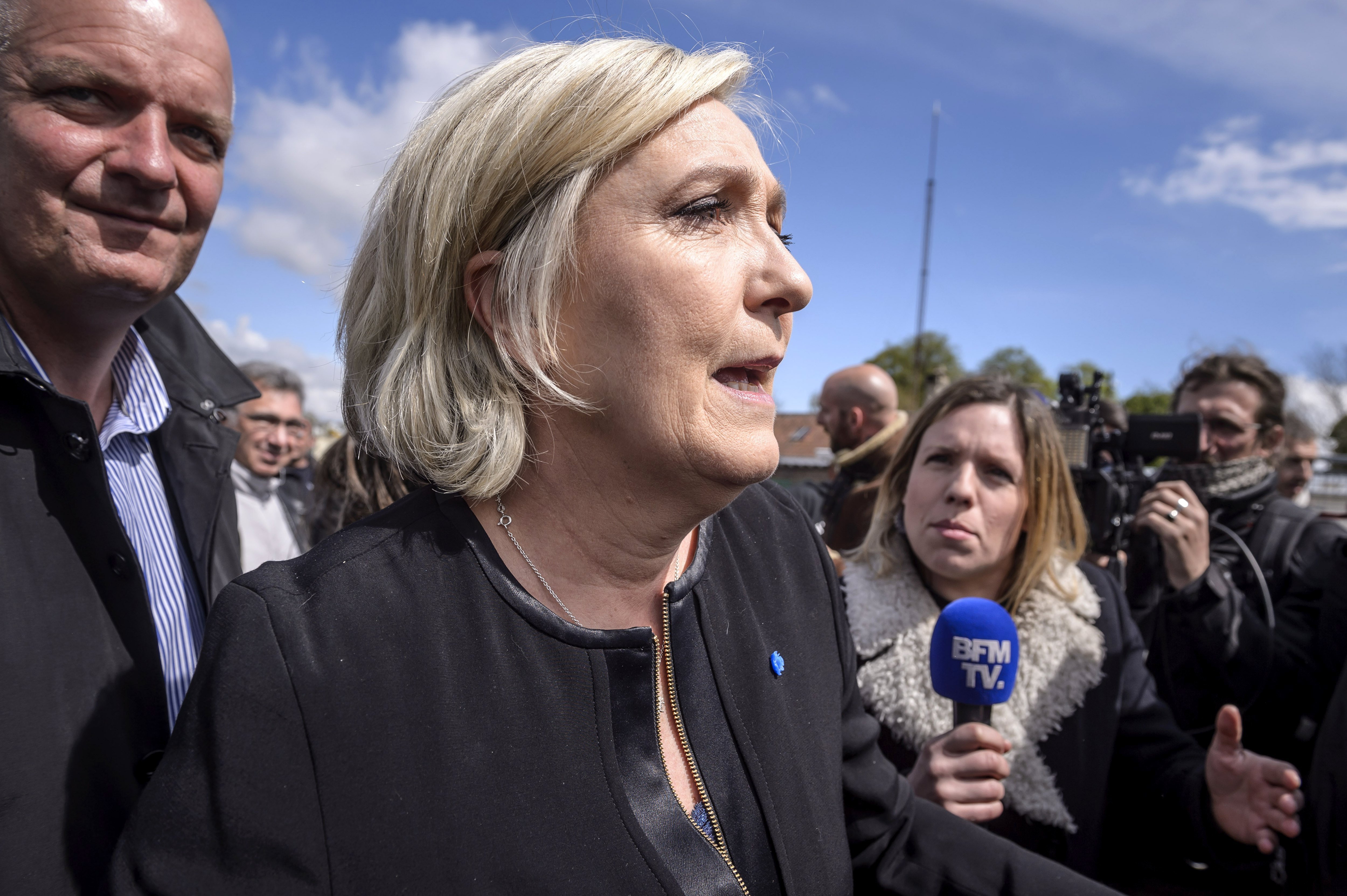 Le Pen promet acabar el TGV fins a Perpinyà si guanya les eleccions