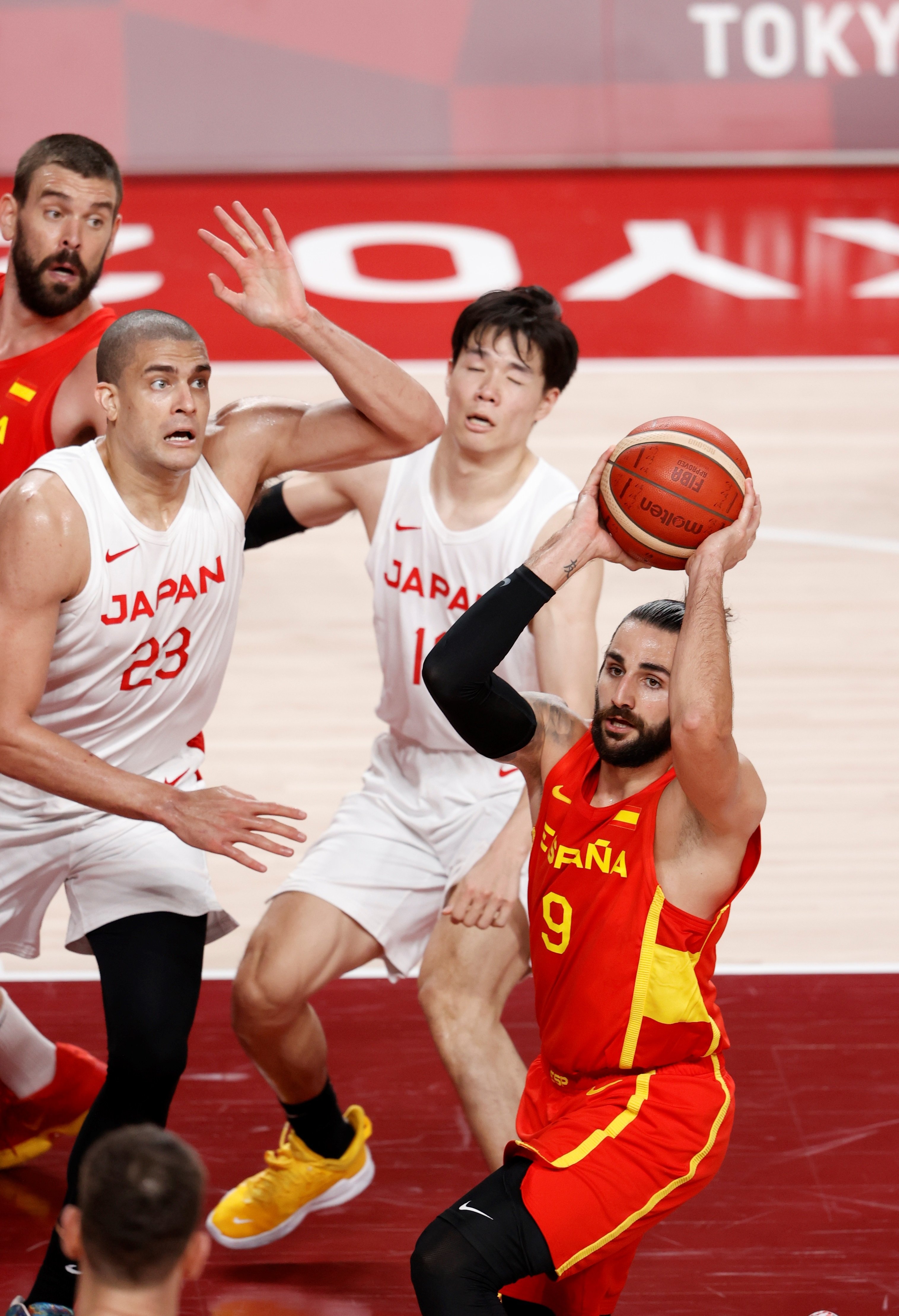 Ricky Rubio lidera a España en su debut victorioso ante Japón (77-88)