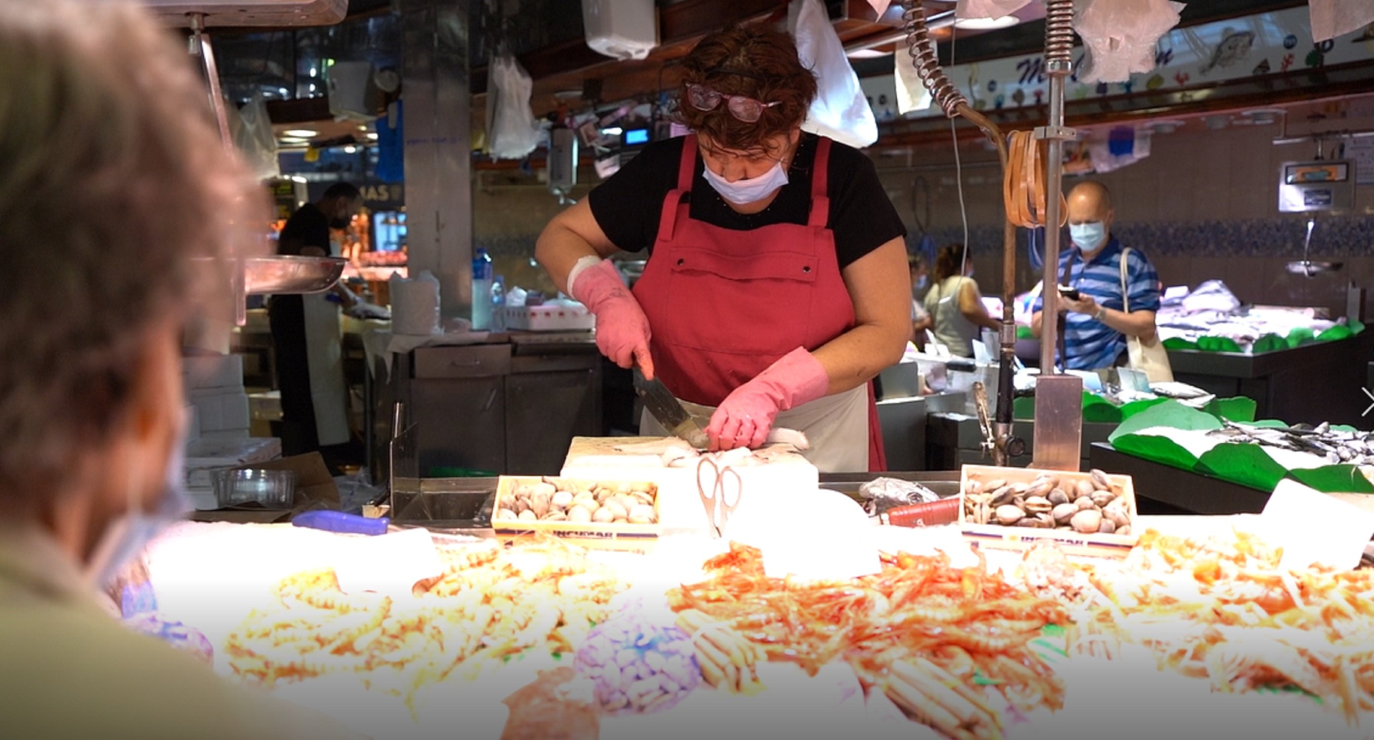 La Boqueria rebutja l’etiqueta de parc temàtic: “Qui ho diu, no ha vingut”