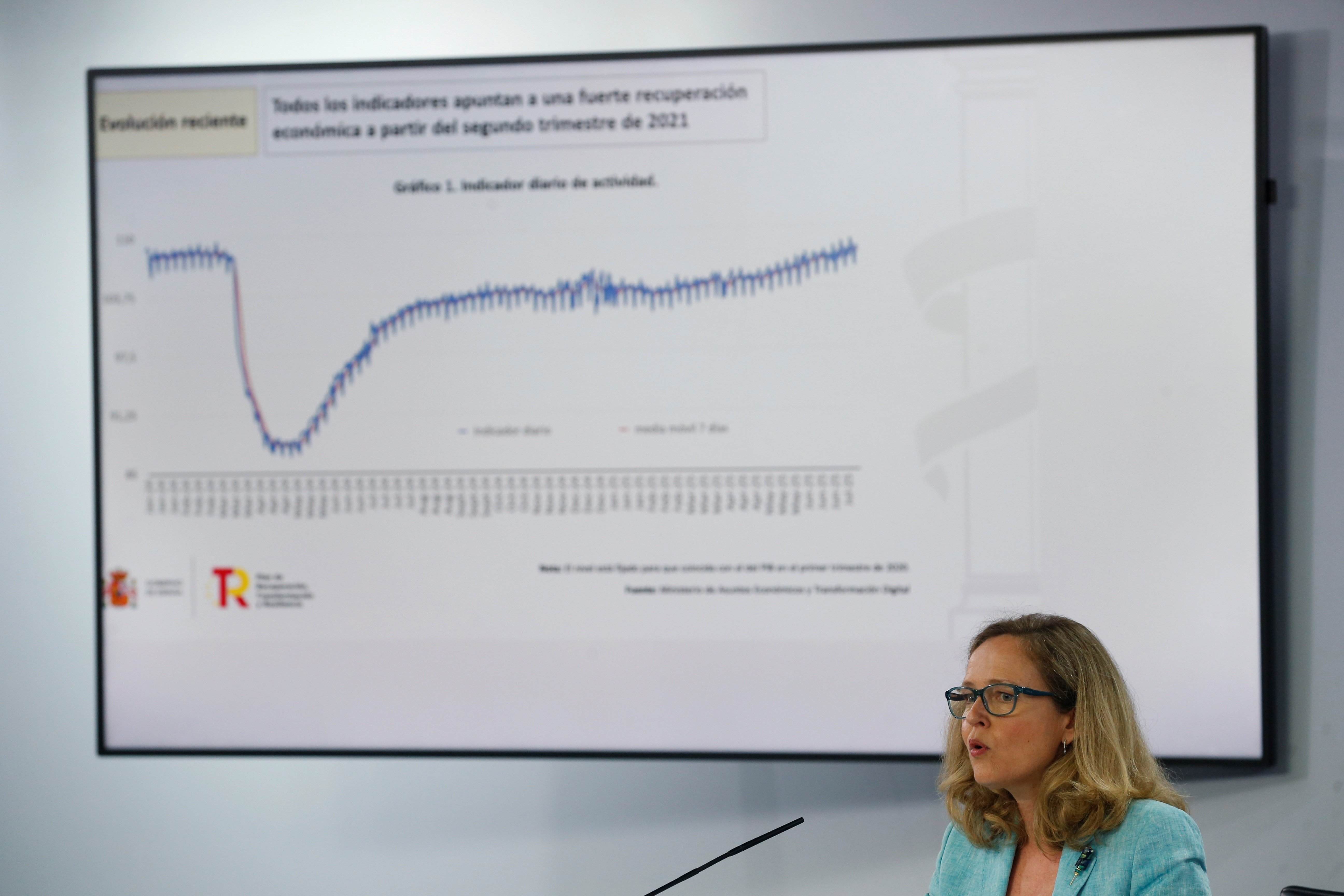 El govern espanyol manté la previsió de creixement tot i la cinquena onada
