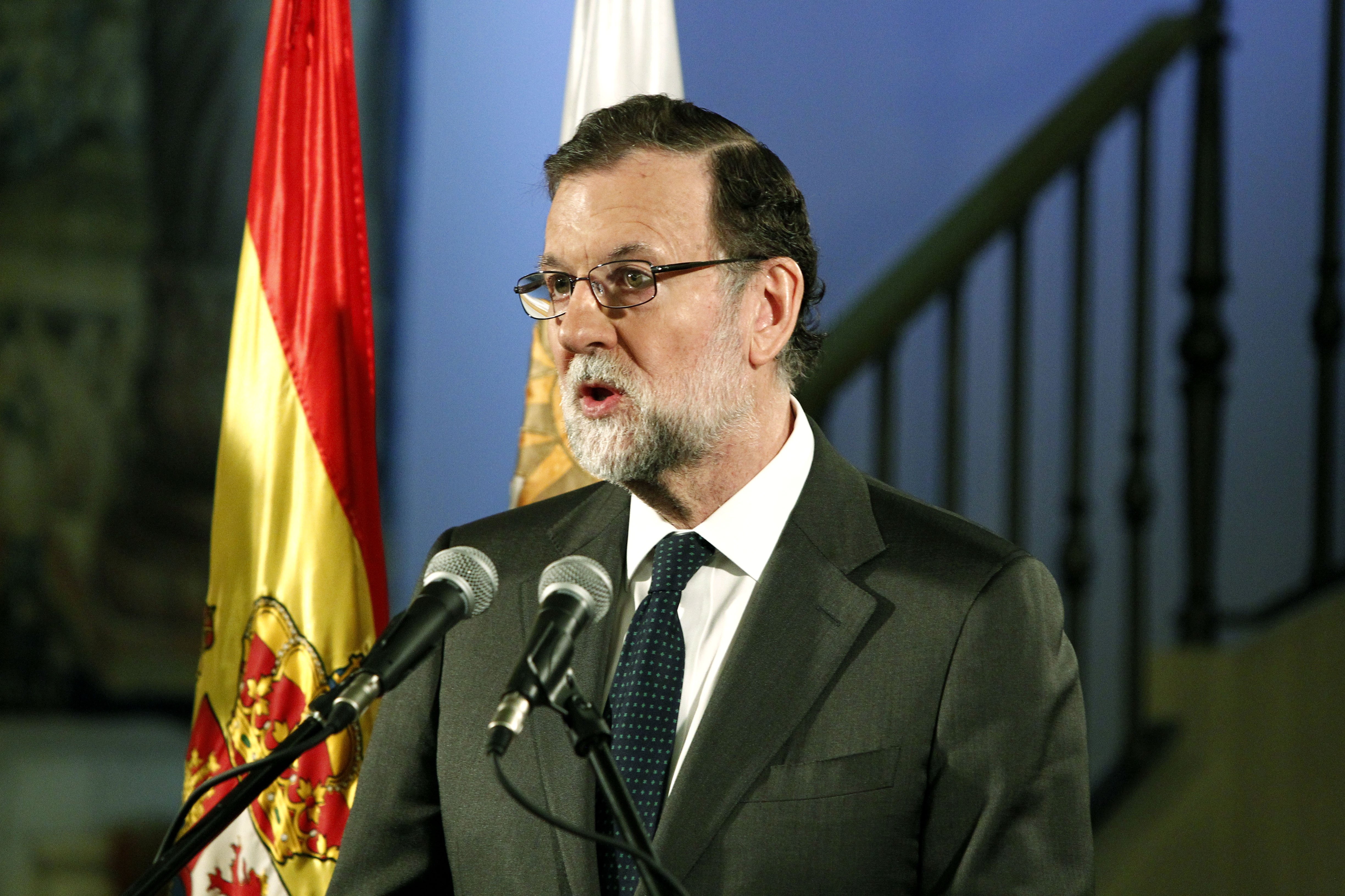 Rajoy menysté el caos del Prat: “Al metro també passa quan hi ha vaga”