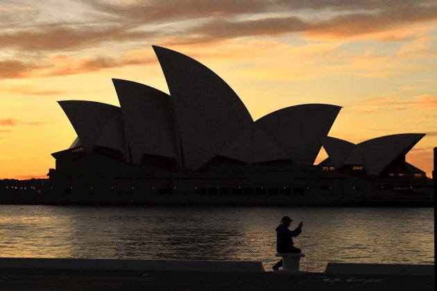 opera sidney covid efe