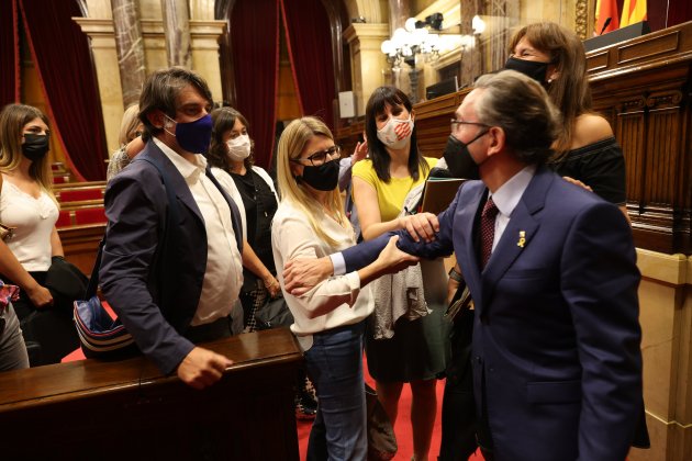 parlamento laura borras elsa artadi marta vilalta jaume giró sergi alcazar