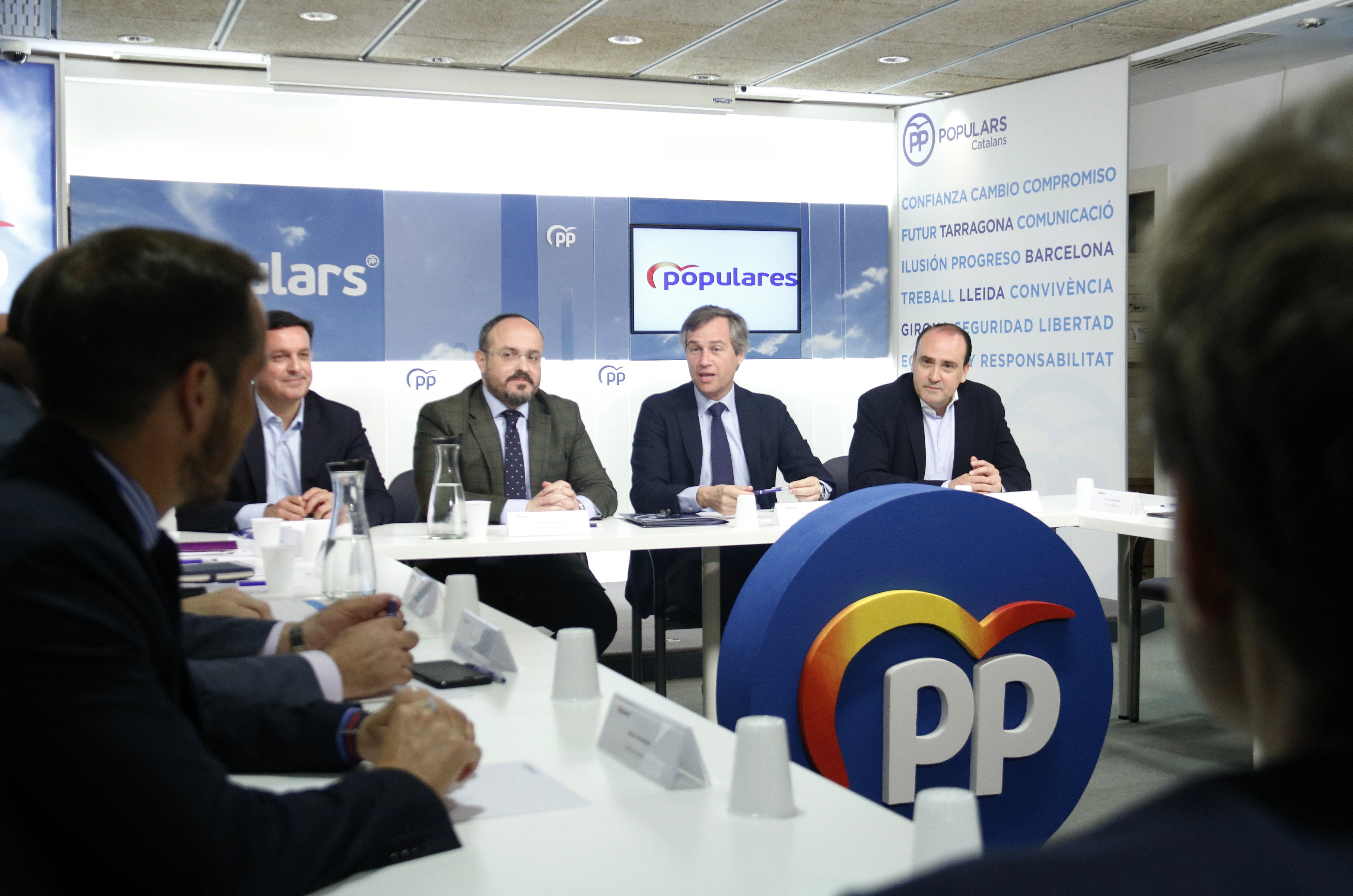 El PP carrega contra la reunió bilateral: "És una taula de la indignitat"