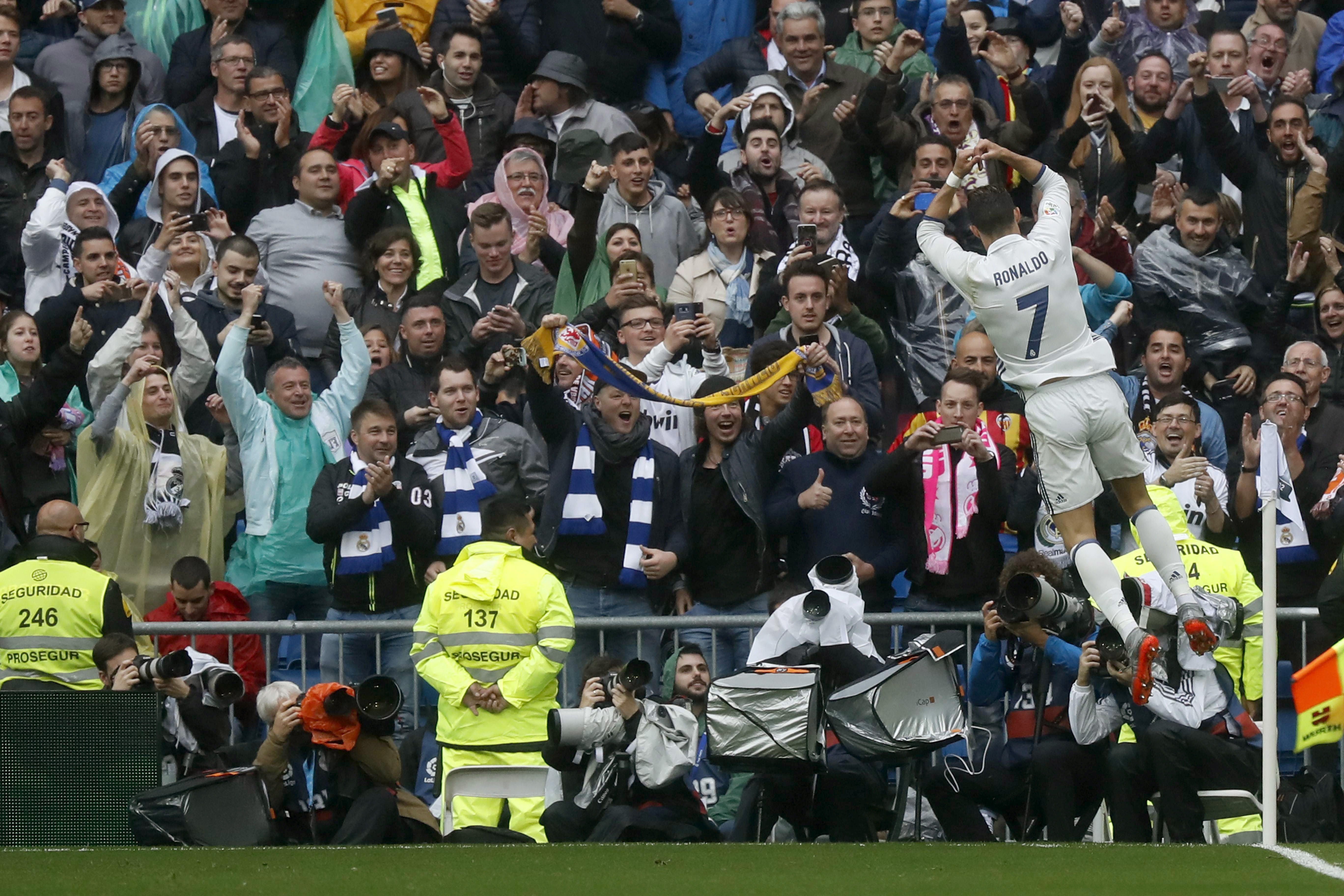 La vida no cambia para el Madrid (2-1)