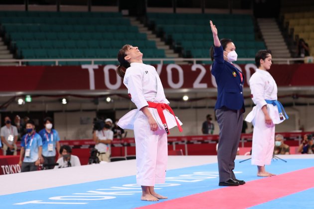 sandra sanchez celebra kata karate final jjoo tokio efe