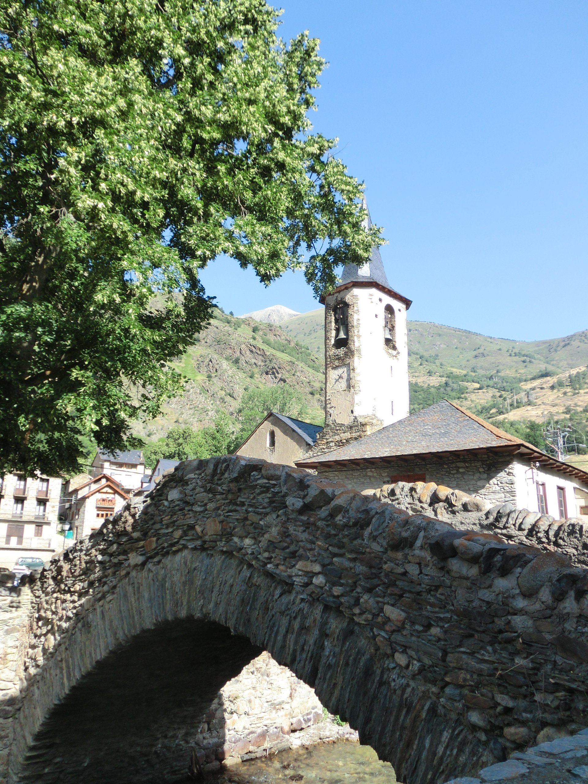 Ferit crític en caure mentre practicava pònting al Pallars Sobirà
