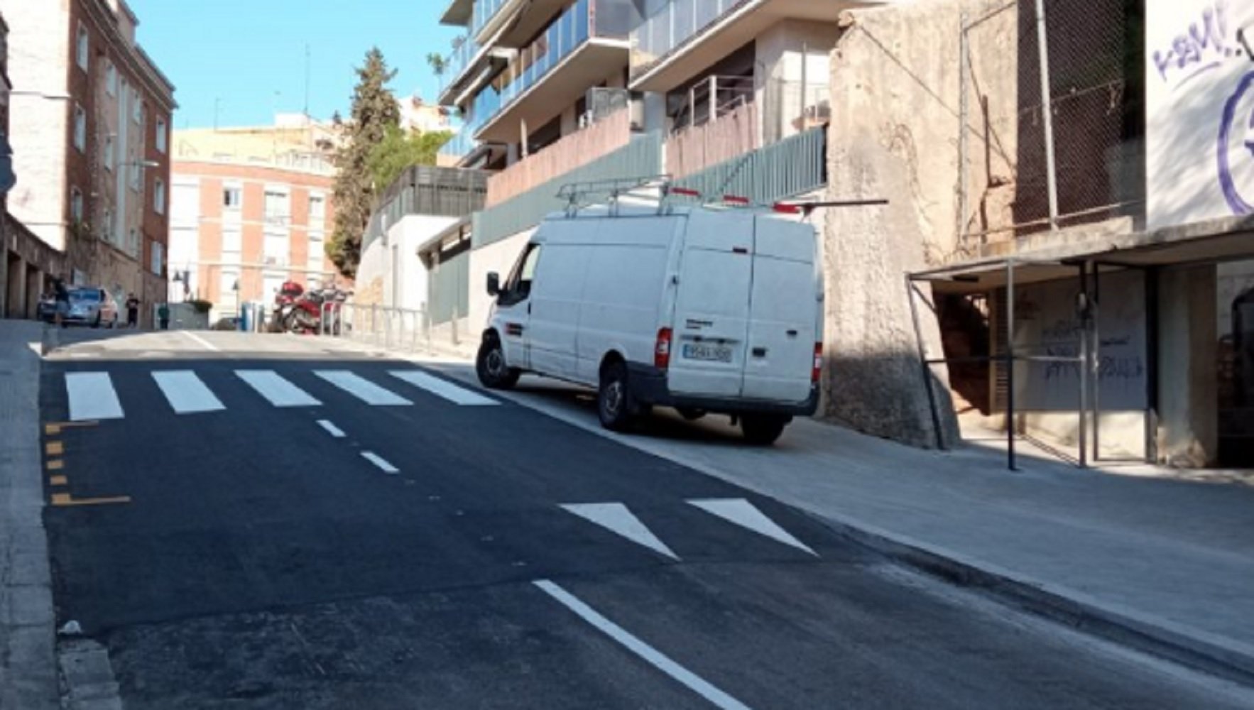 Autogol del districte de Gràcia: tuit promocional amb fotografia inoportuna