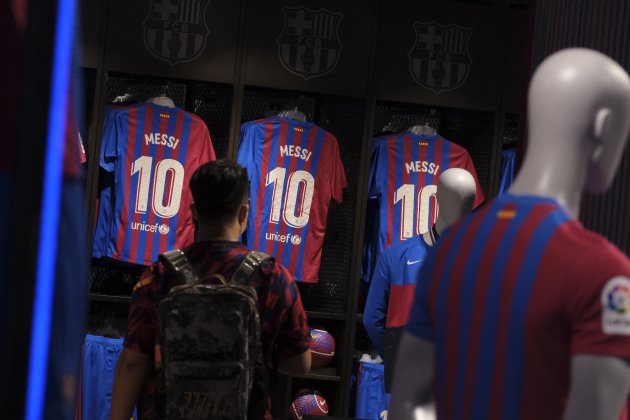 adios leo messi campo nuevo carlos baglietto (1)