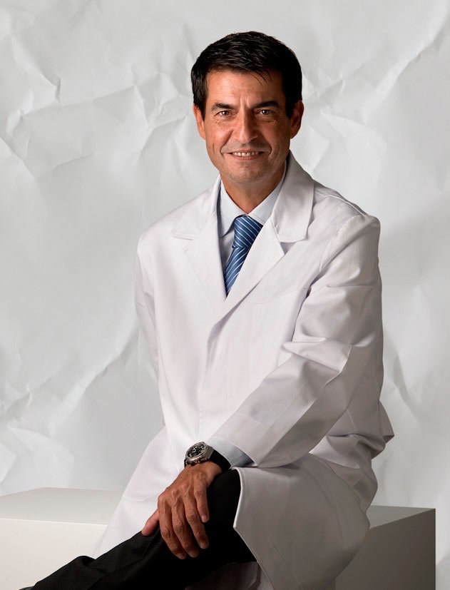 Dr Manuel Sanchez
