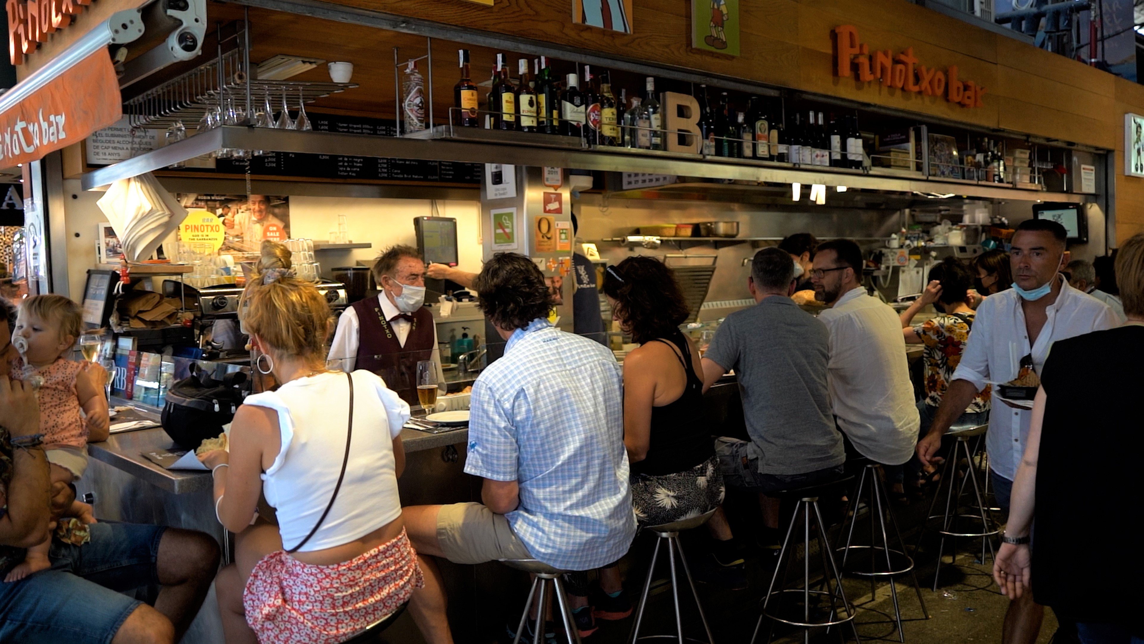 Reobre el bar Pinotxo de la Boqueria per sorpresa després de les disputes familiars