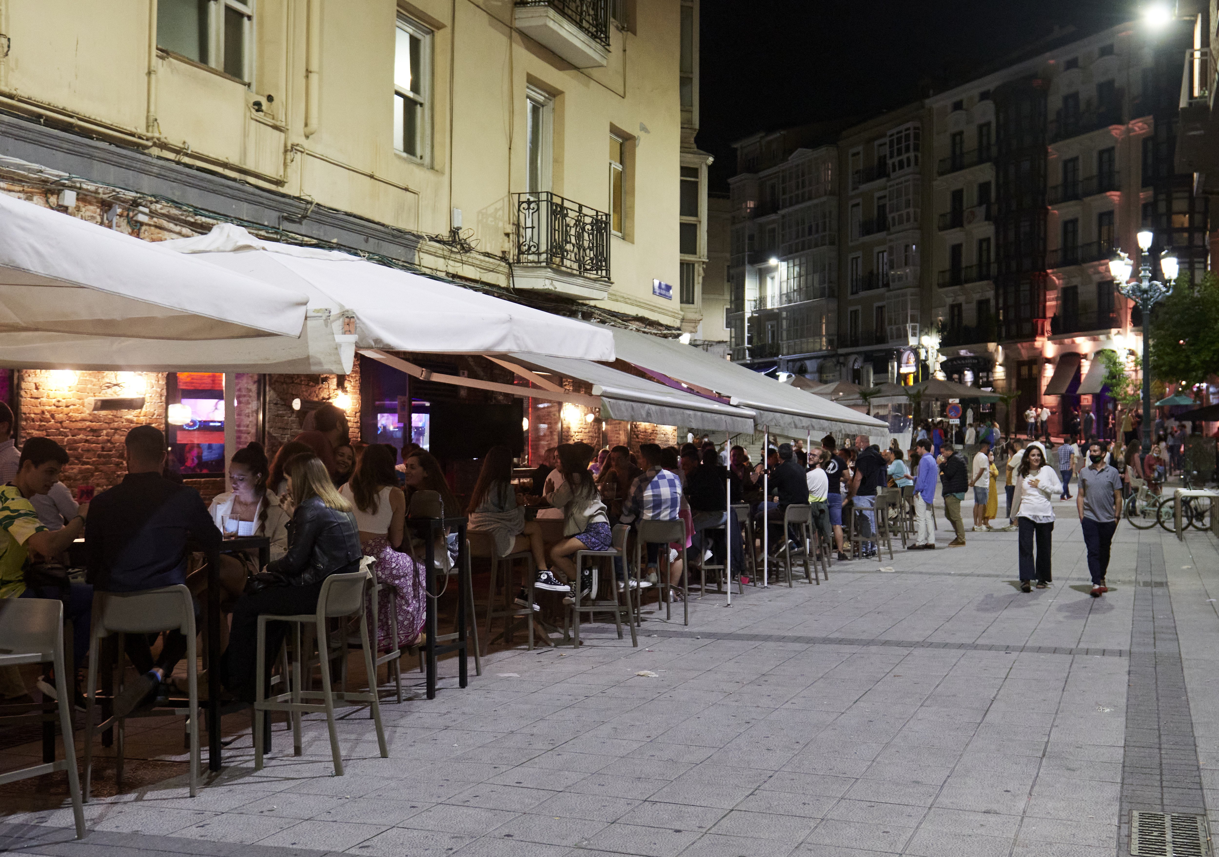 La justicia de Cantabria tumba el pasaporte covid para la hostelería