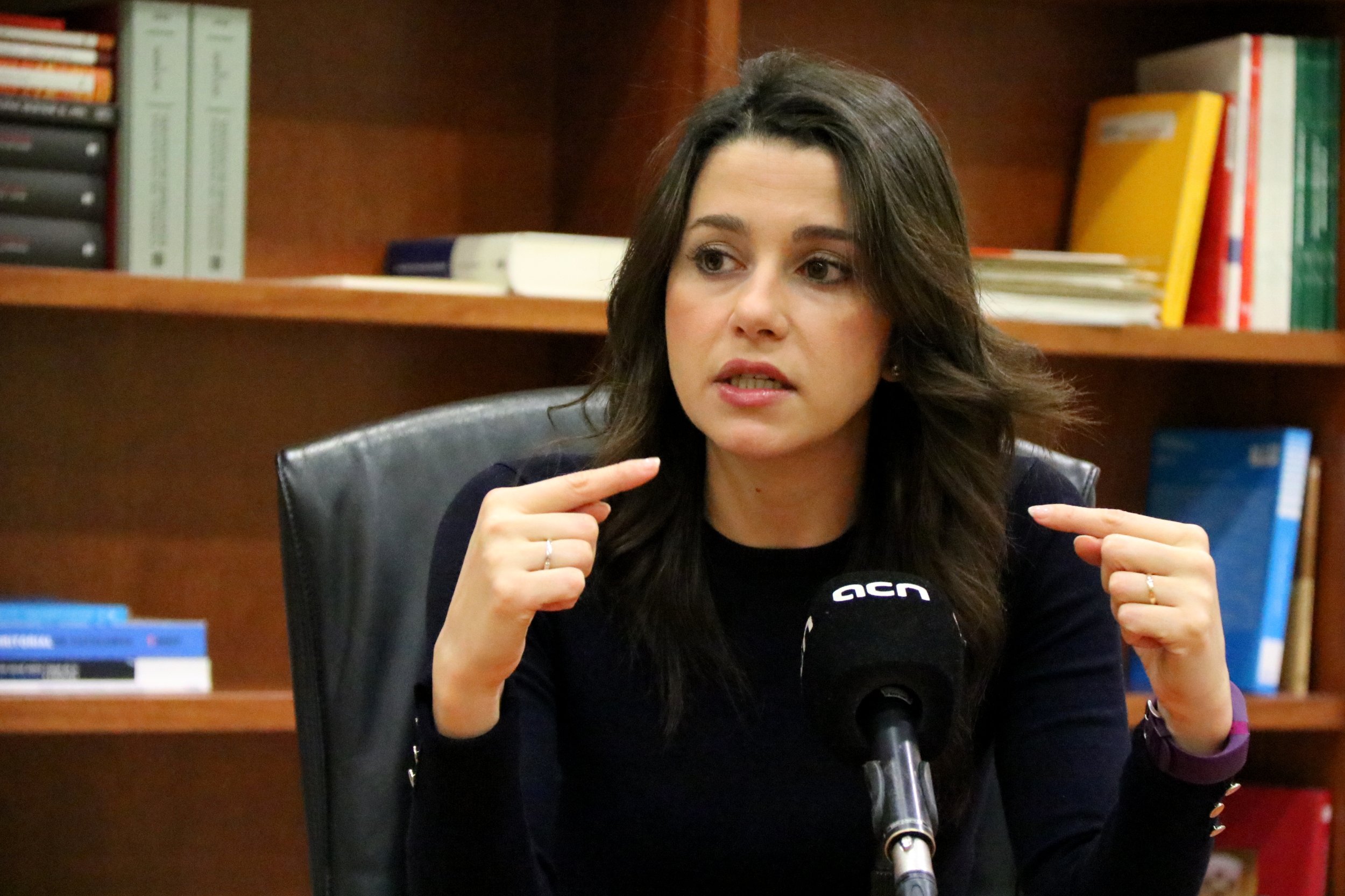 Arrimadas: "Puigdemont prefiere el monólogo"