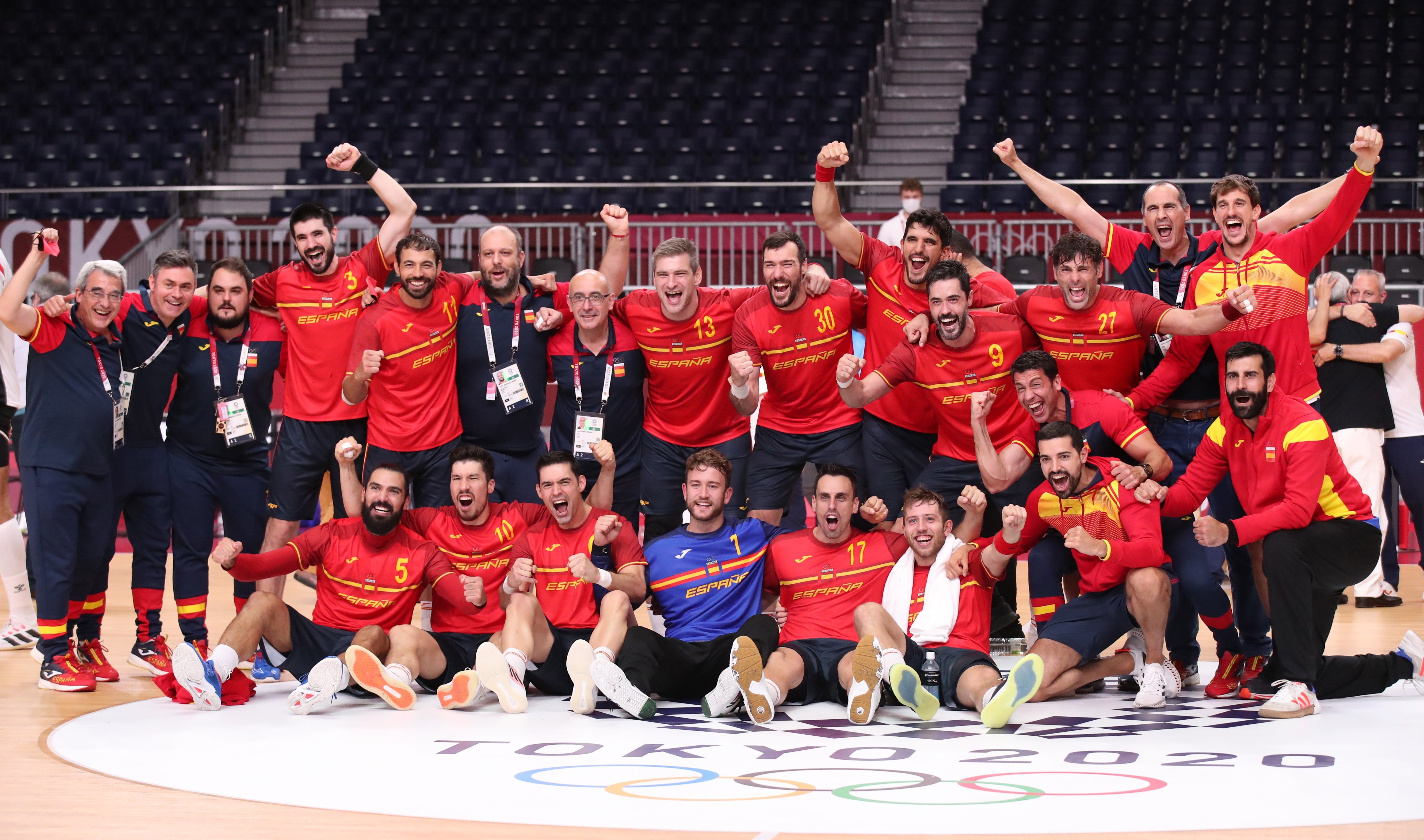 La generació daurada de l'handbol espanyol s'acomiada amb un bronze olímpic