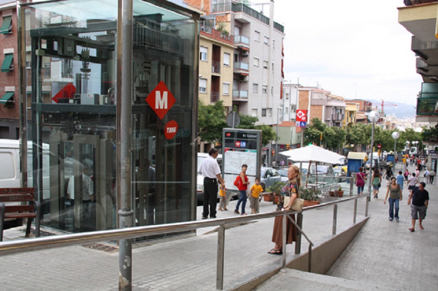 Agredeixen una treballadora del metro al Carmel