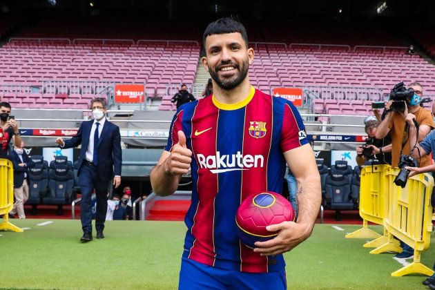 kun agüero presentacion fc barcelona campo nuevo europa press