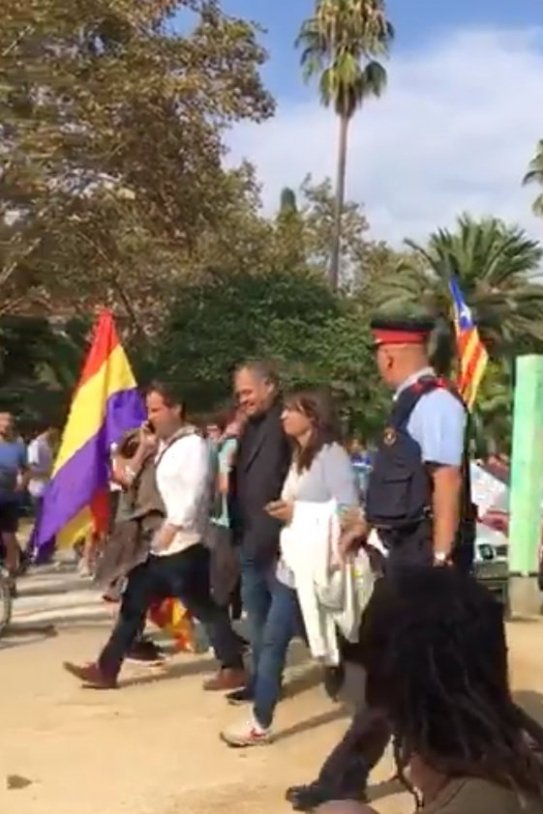 ferreras guiomar roglan en el parlamento Twitter