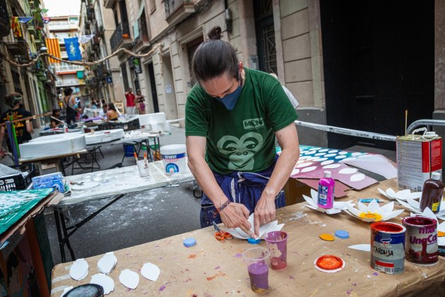 Preparativos Fiestas de Gracia 2021 calle Libertad - Montse Giralt