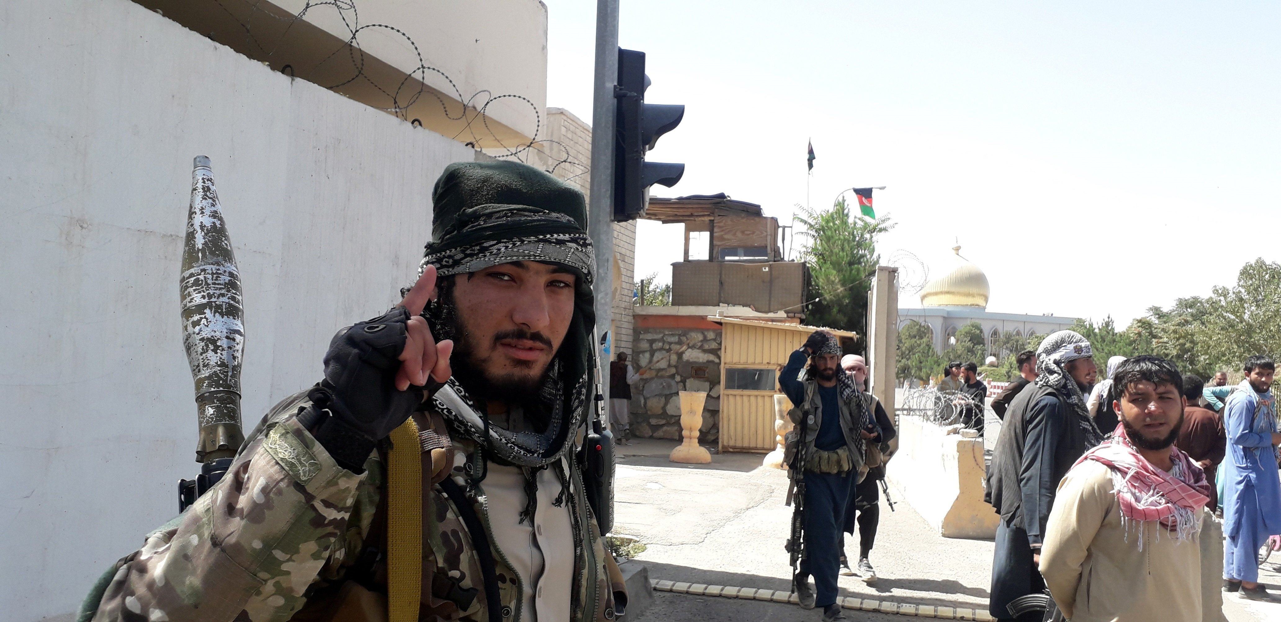 EE.UU. moviliza a los marines para evacuar la embajada en Kabul