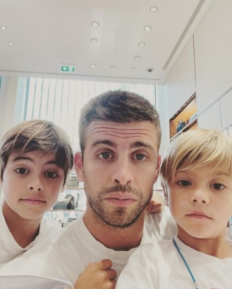 gerard pique fills milan sasha