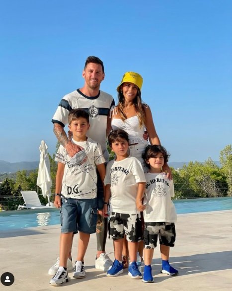 leo messi antonela hijos ibiza