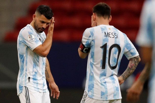 Kun Aguero Leo Messi Argentina EFE