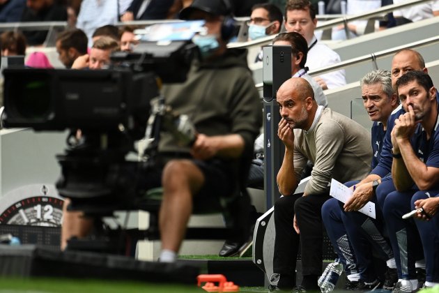 Pep Guardiola preocupado City EFE