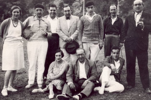 Josep Maria de Sagarra y otros amigos en la Costa Brava