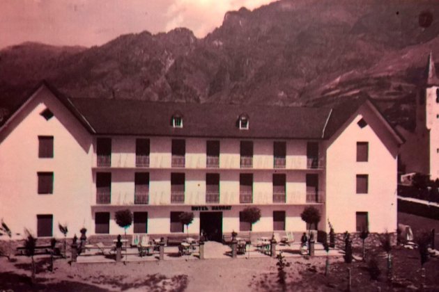 Hotel Saurat, on estiuegen els Sagarra des de 1960