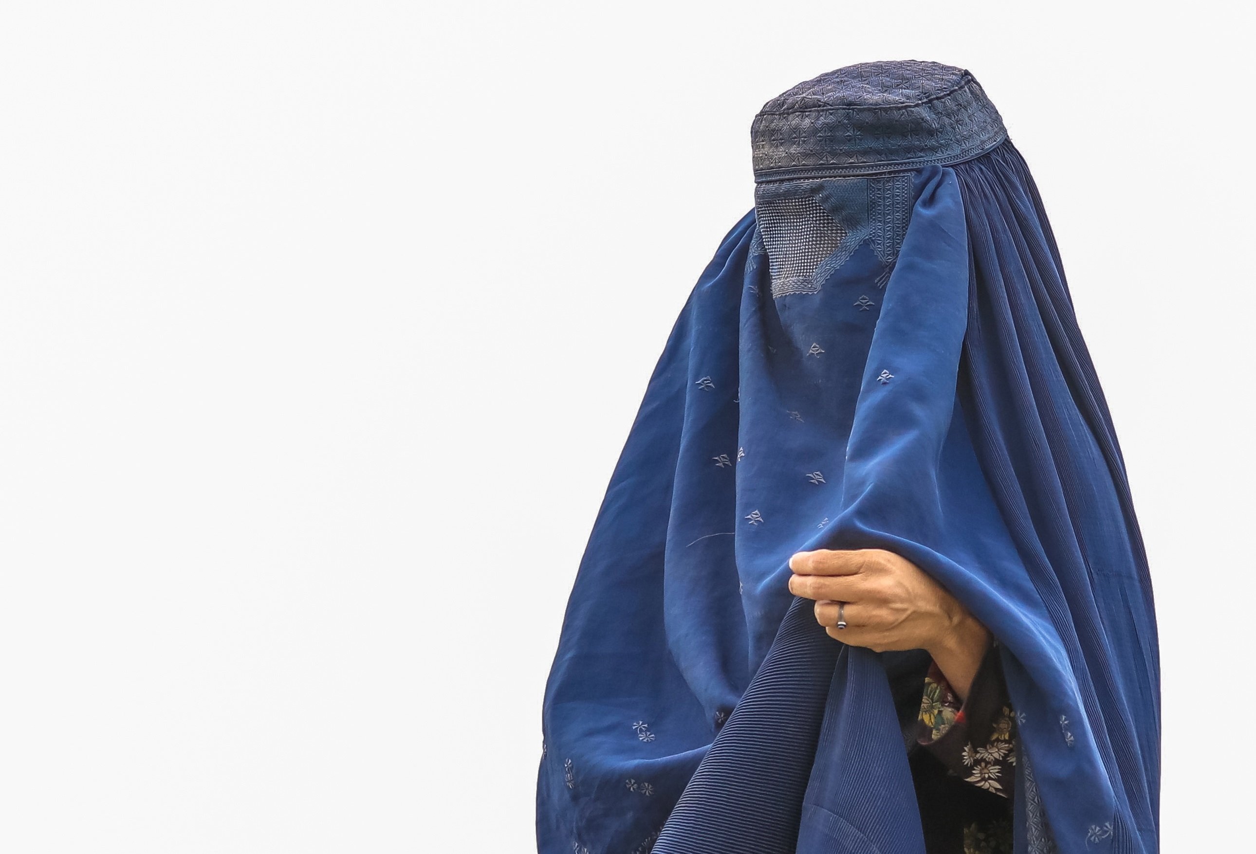 mujer burka kabul afganistan efe
