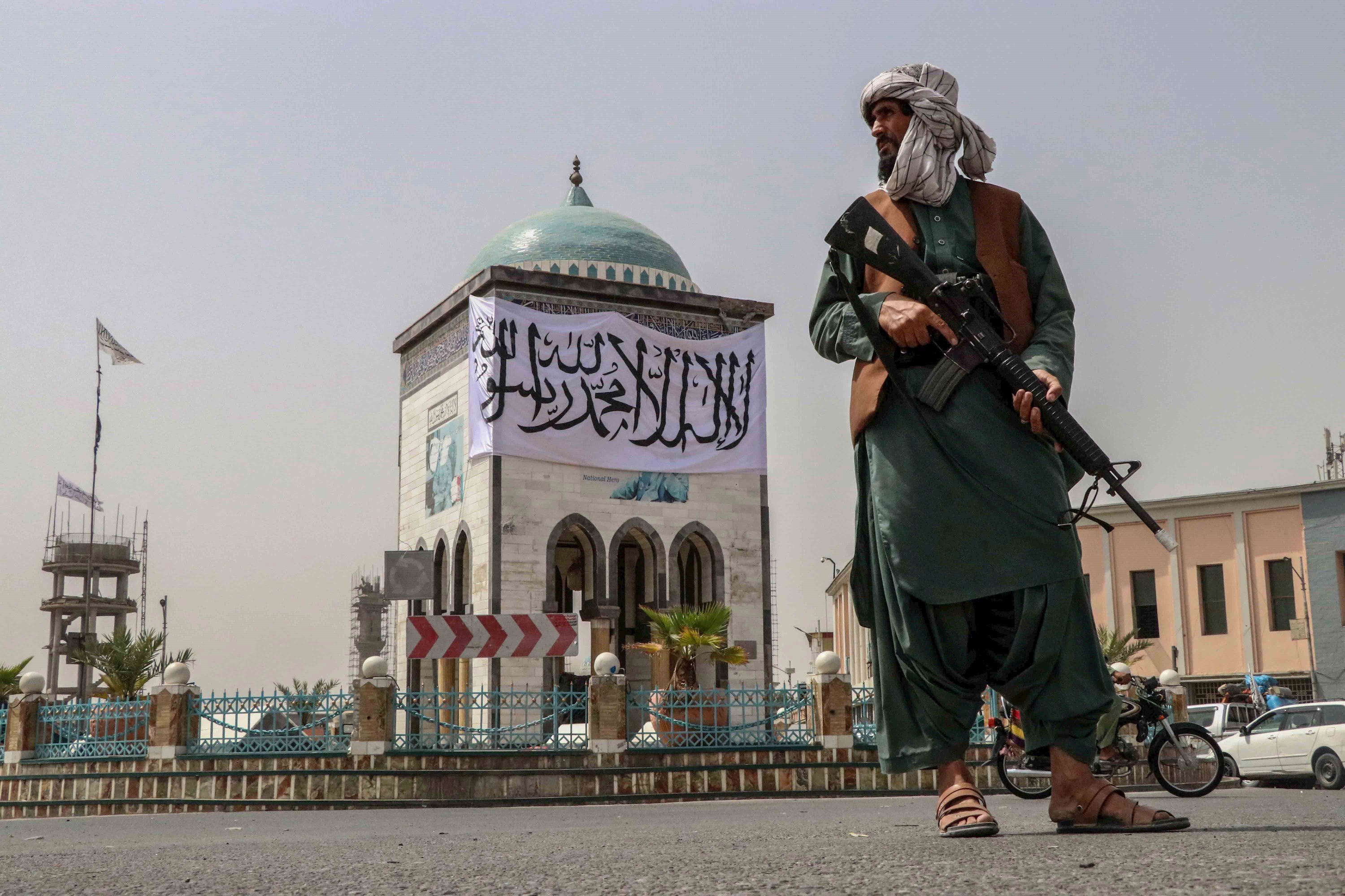 Muerte digital para sobrevivir a los talibanes