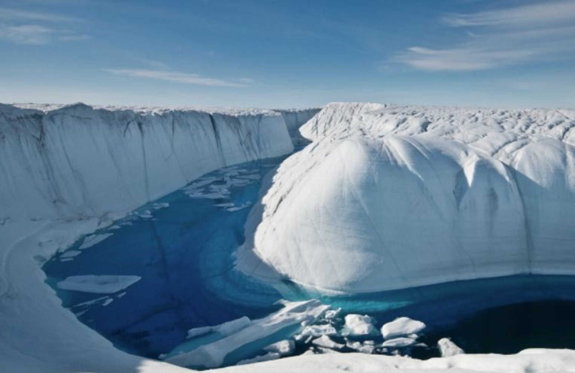 Llueve por primera vez en la capa de hielo más alta de Groenlandia