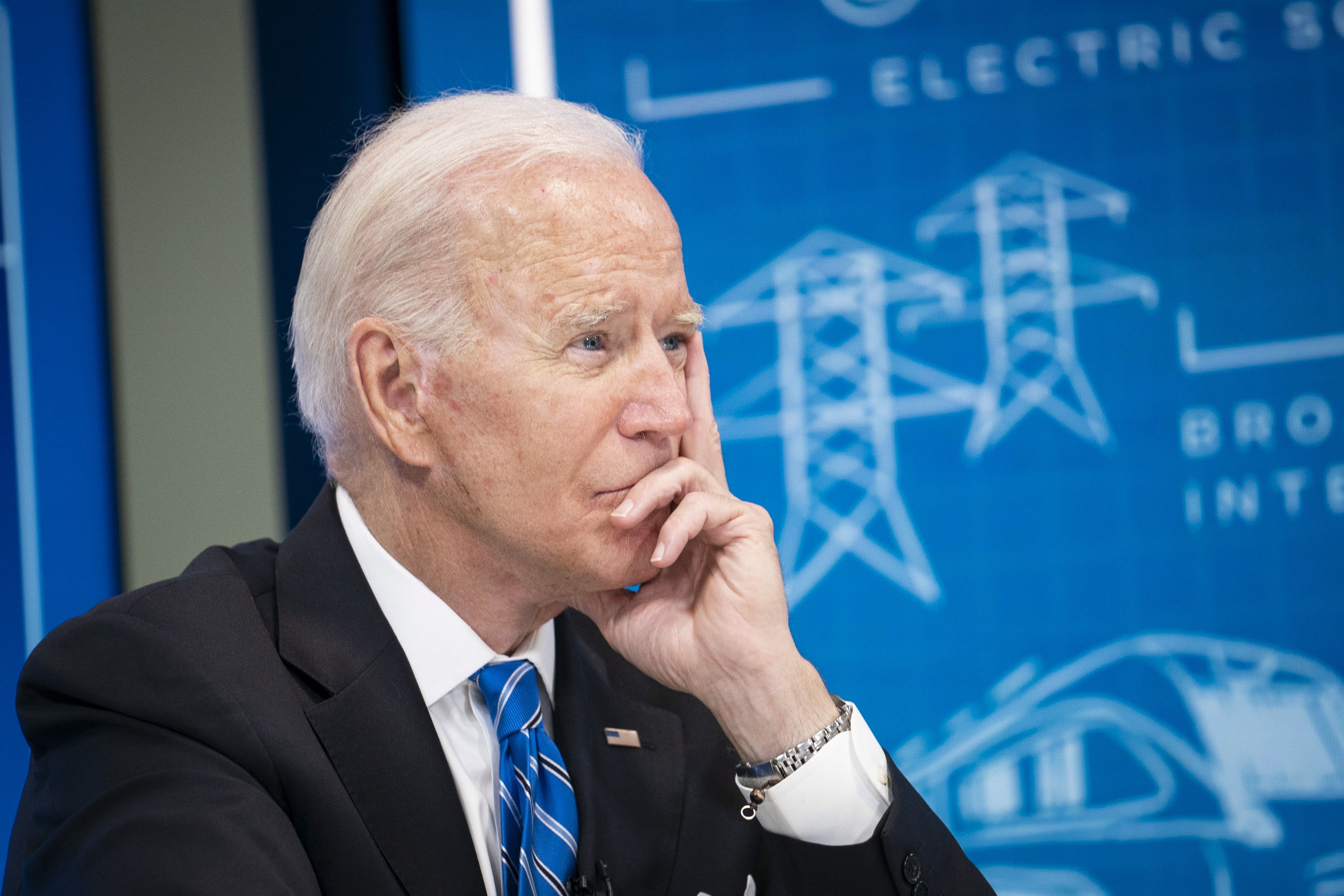 Cae la valoración de Biden por la crisis de Afganistán