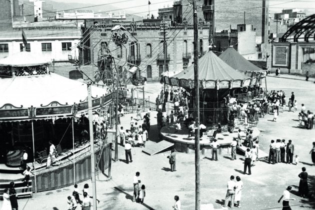 Fiesta Sants J Jané AMDS UEC SANTS Decada1940 Fira plaça Sants