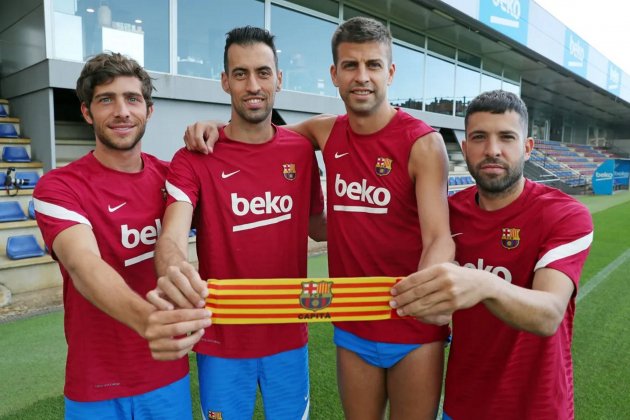 roberto busquets pique alba capitanas barça FCB