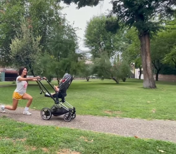 Pilar Rubio hijo Màximo Adriano ejercicio paseo 2 @pilarrubio oficial