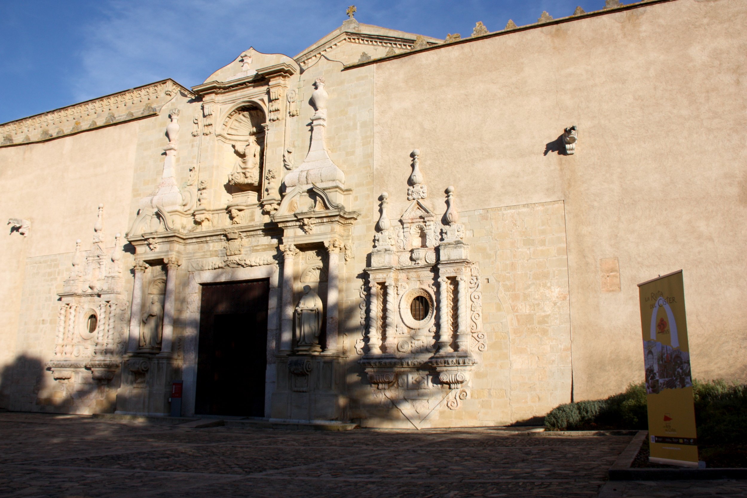 El Monestir de Poblet, "profundamente avergonzado" por el último caso de abuso