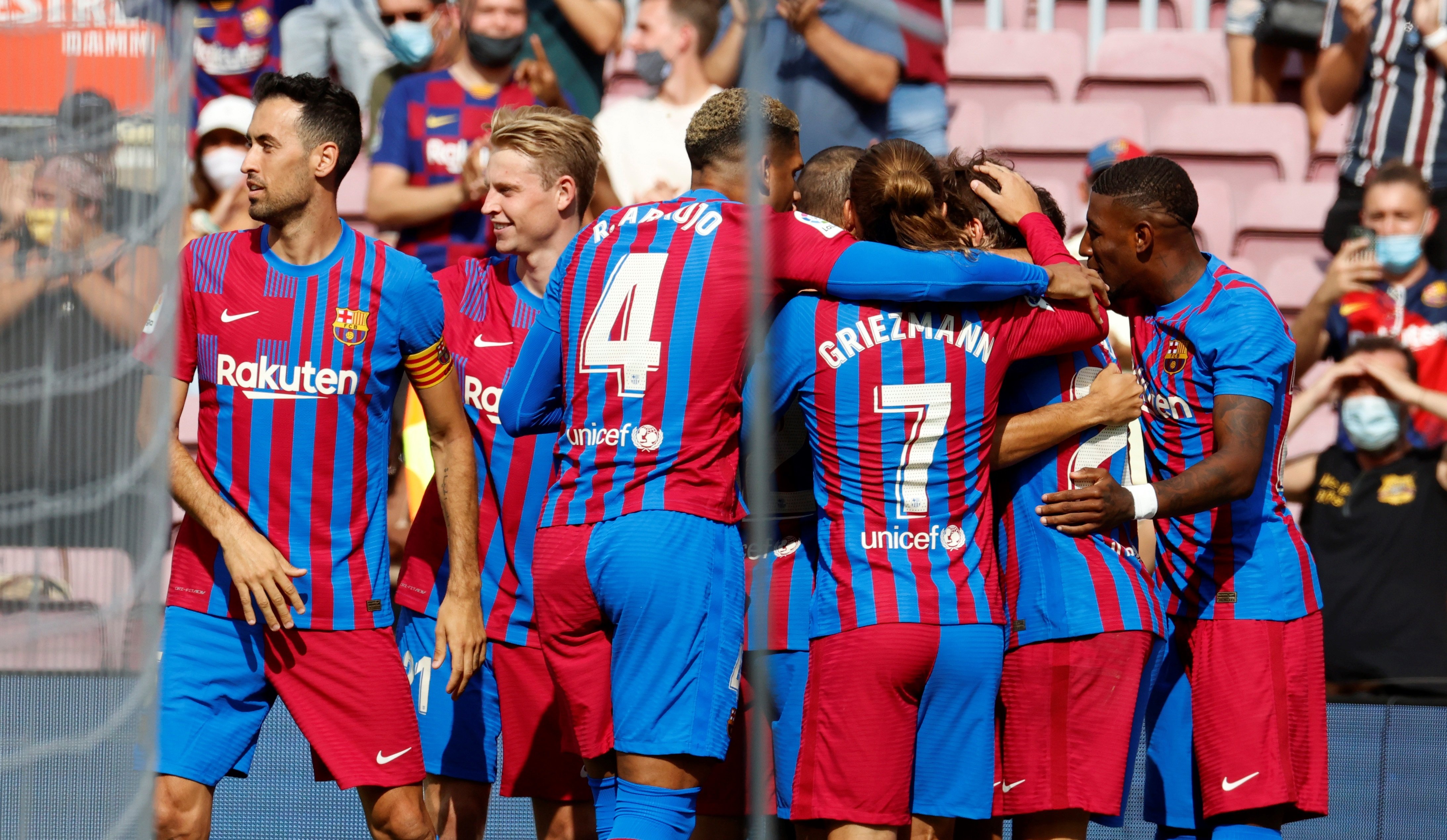 El Barça suma tres punts vitals contra el Getafe però genera més dubtes (2-1)