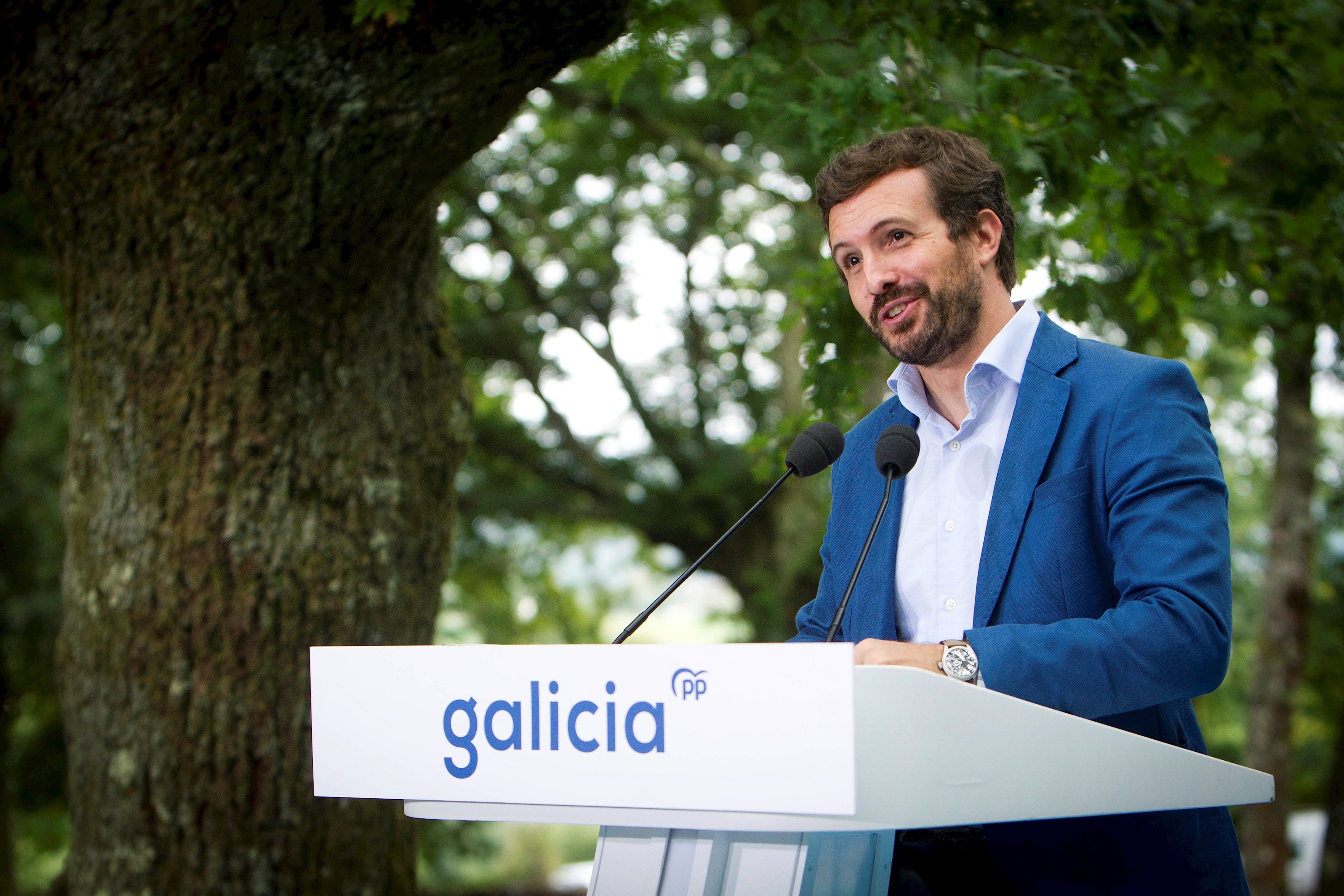 Portades que es pensen que Casado és el president del govern espanyol