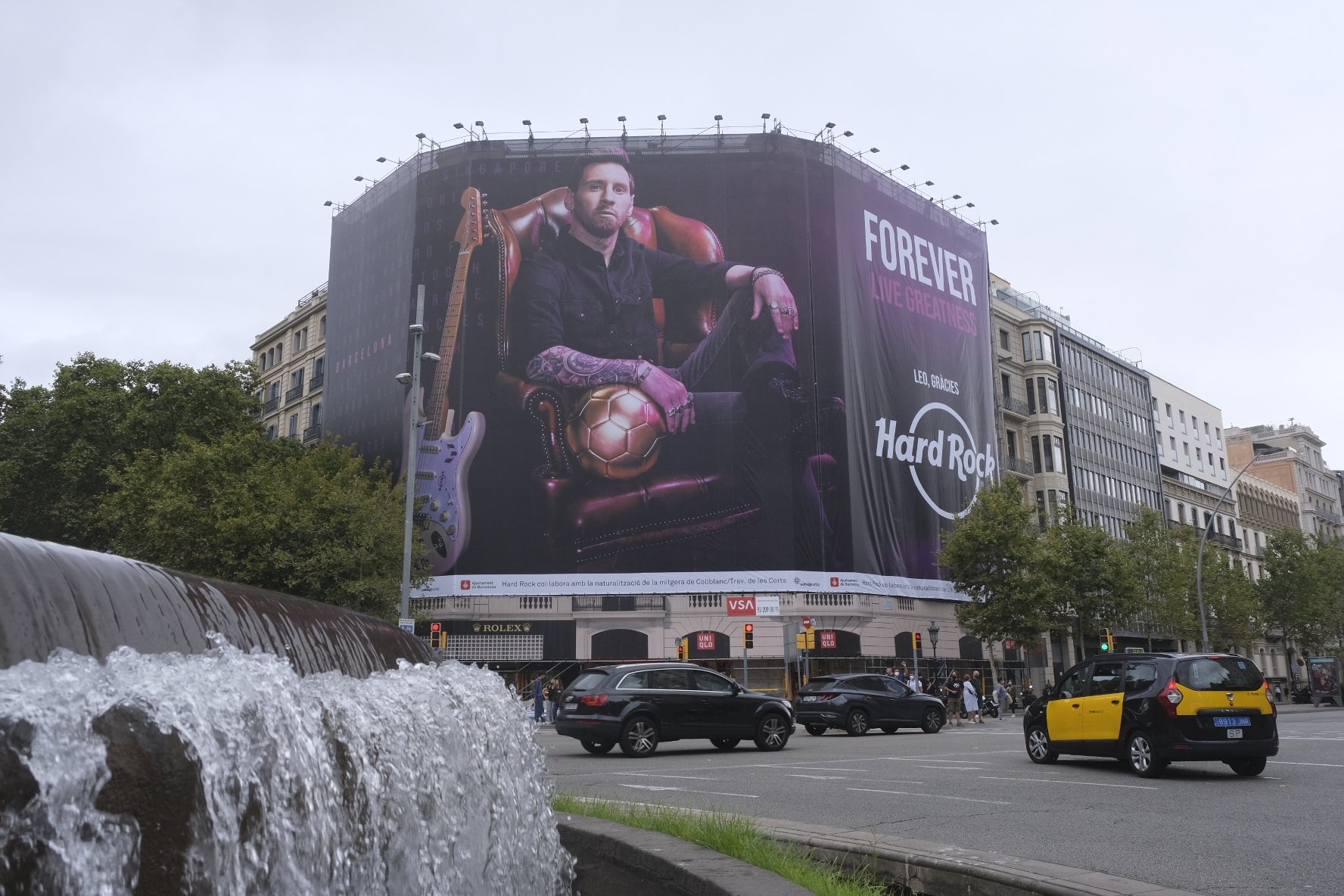 Messi pancarta Barcelona Hard Rock Carlos Baglietto